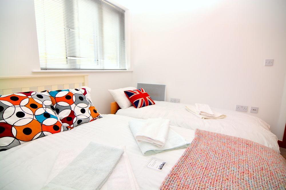 Apartment Wharf - Cuba Street London Luaran gambar