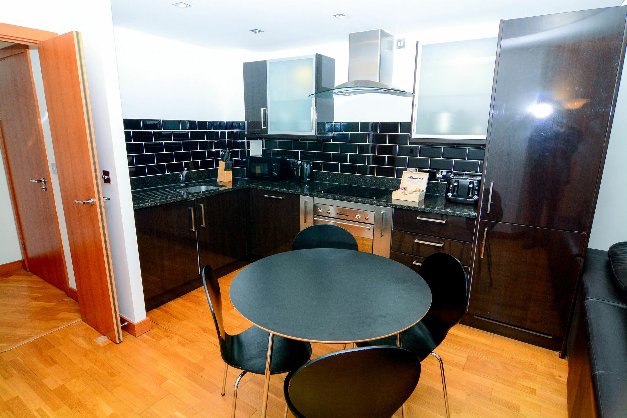 Apartment Wharf - Cuba Street London Luaran gambar