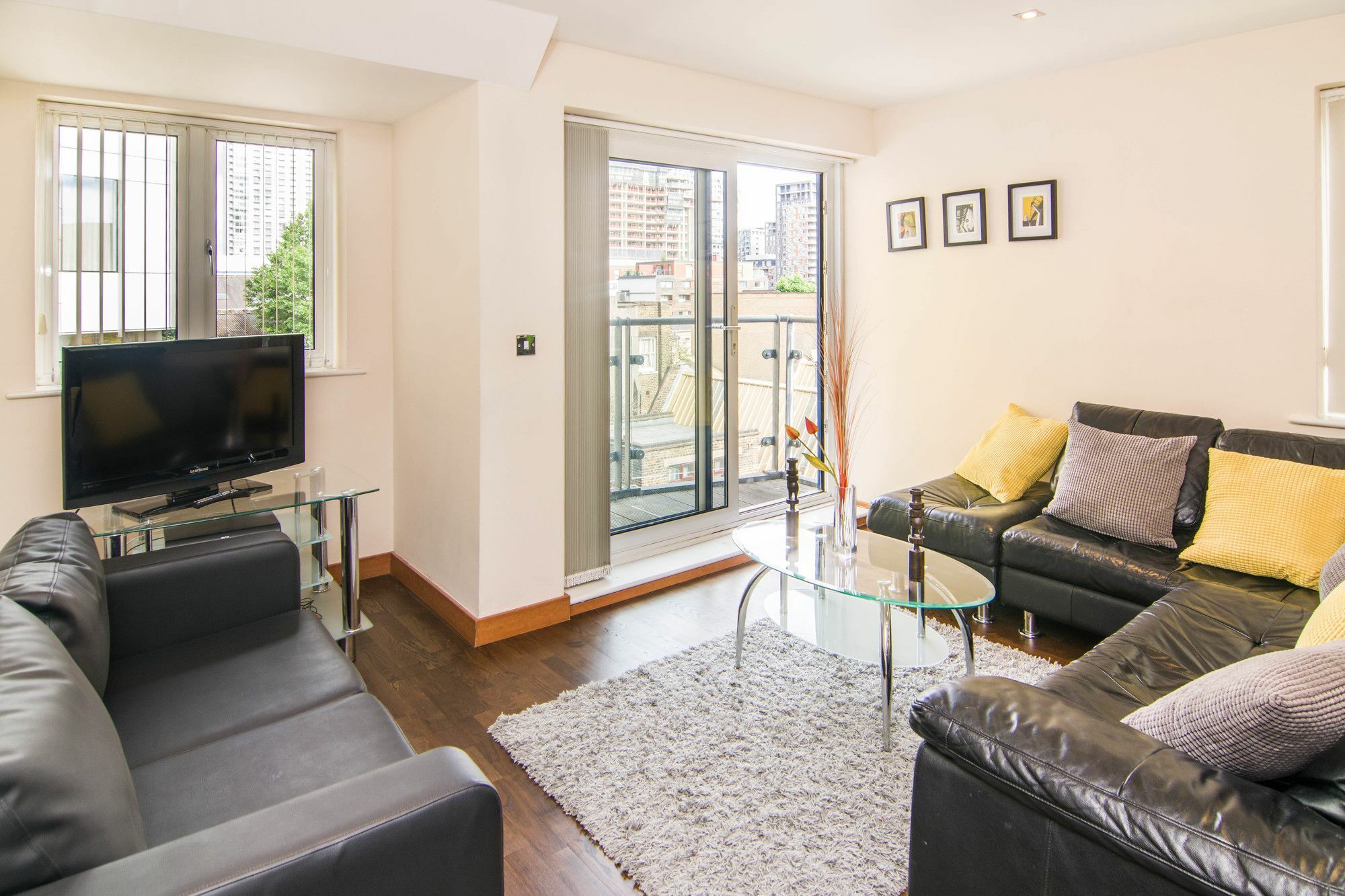 Apartment Wharf - Cuba Street London Luaran gambar