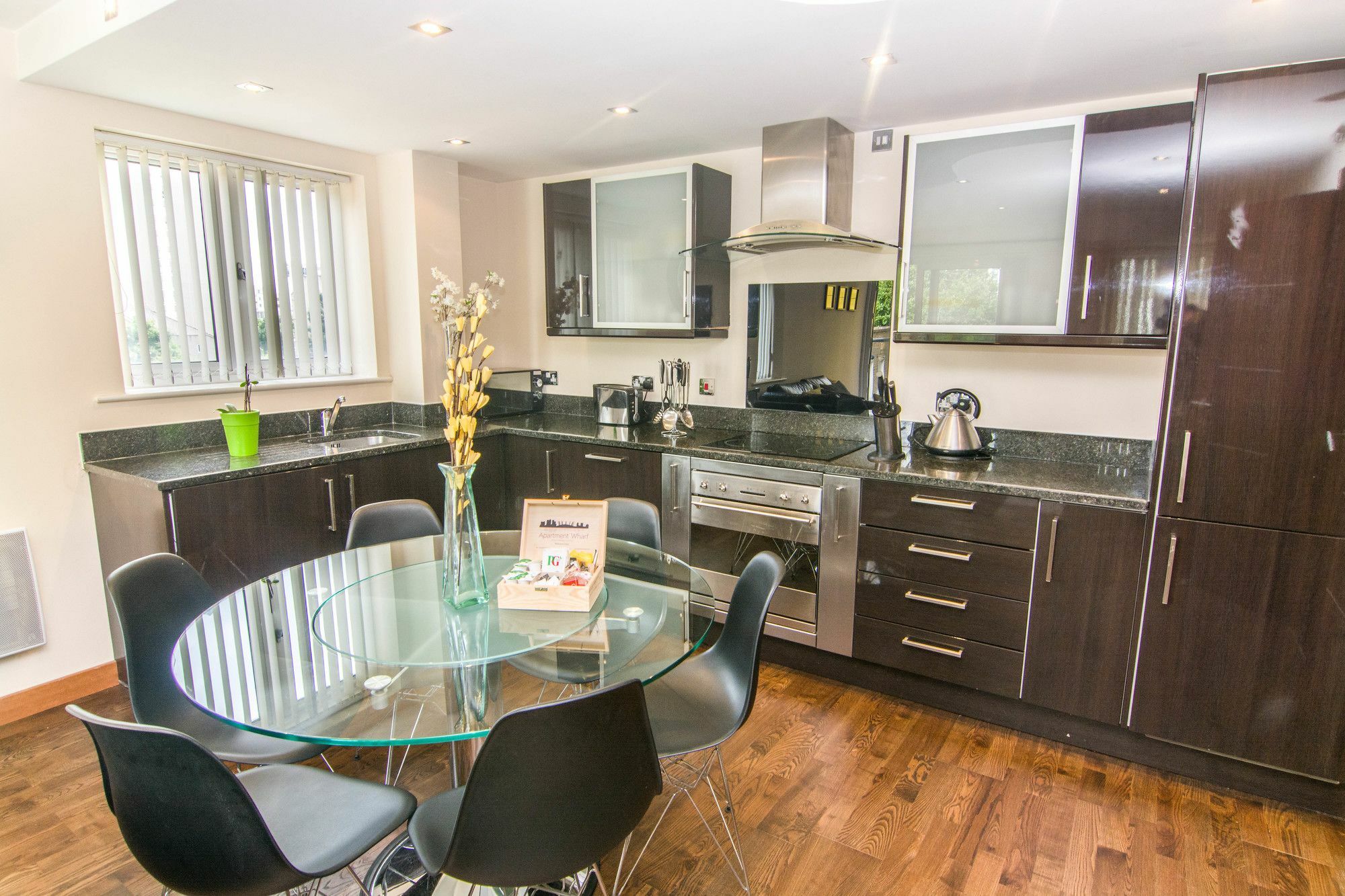 Apartment Wharf - Cuba Street London Luaran gambar